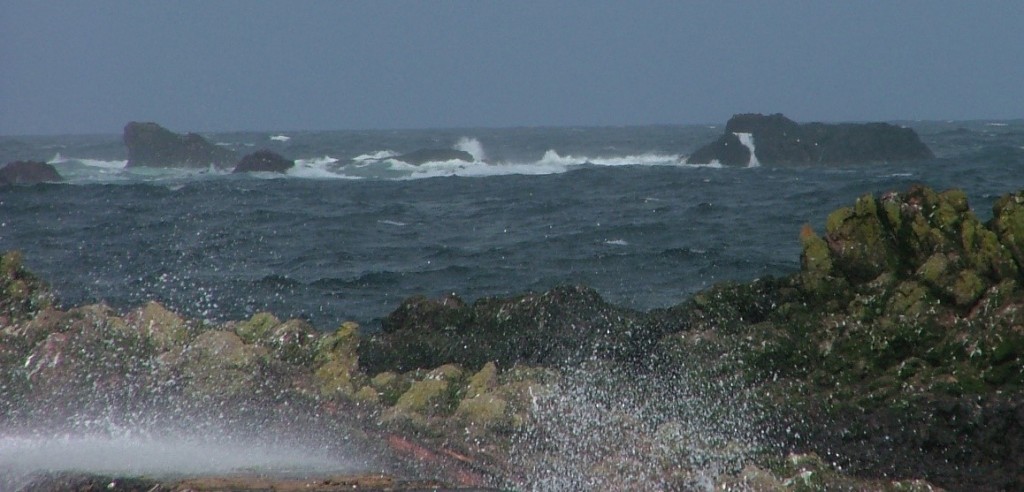 rough seas St Abbs